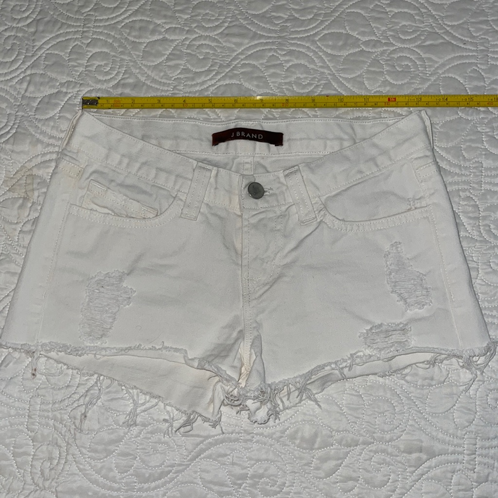White J Brand Cut Off Shorts Size 23 White J Brand Cut Off Shorts Size 23